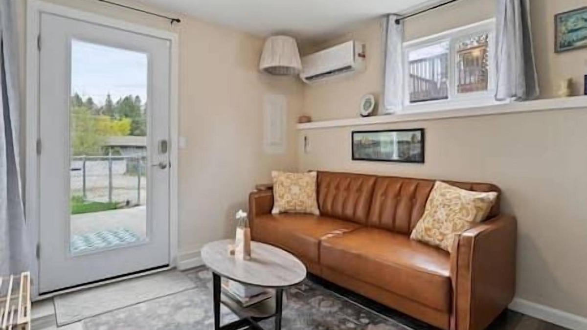 Lincoln Heights Apartment | Cozy 1 BD on the South Hill