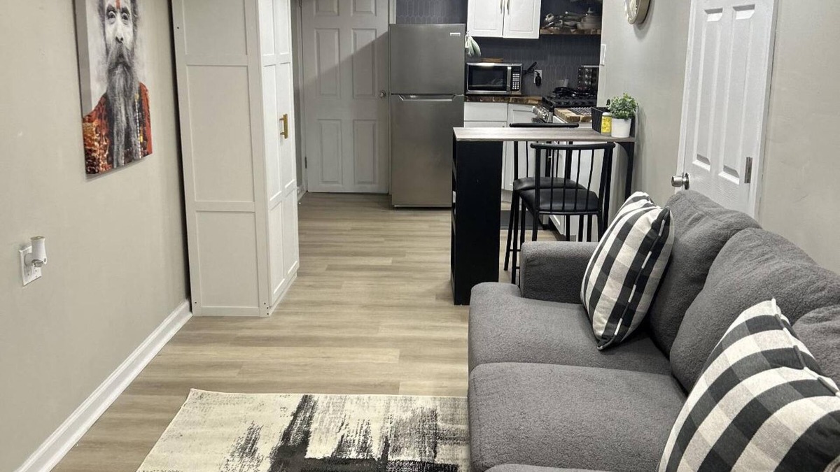 Philadelphia Apartment | Cozy 1-bd Unit w/AC and WiFi in delightful Philadelphia15 Mins from PHL Airport