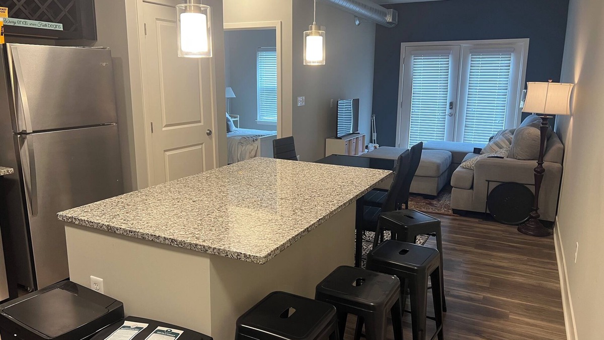 Northeast South Bend Apartment | Cozy 1-bedroom apartment, 1/2 mile to ND Stadium on Eddy St.