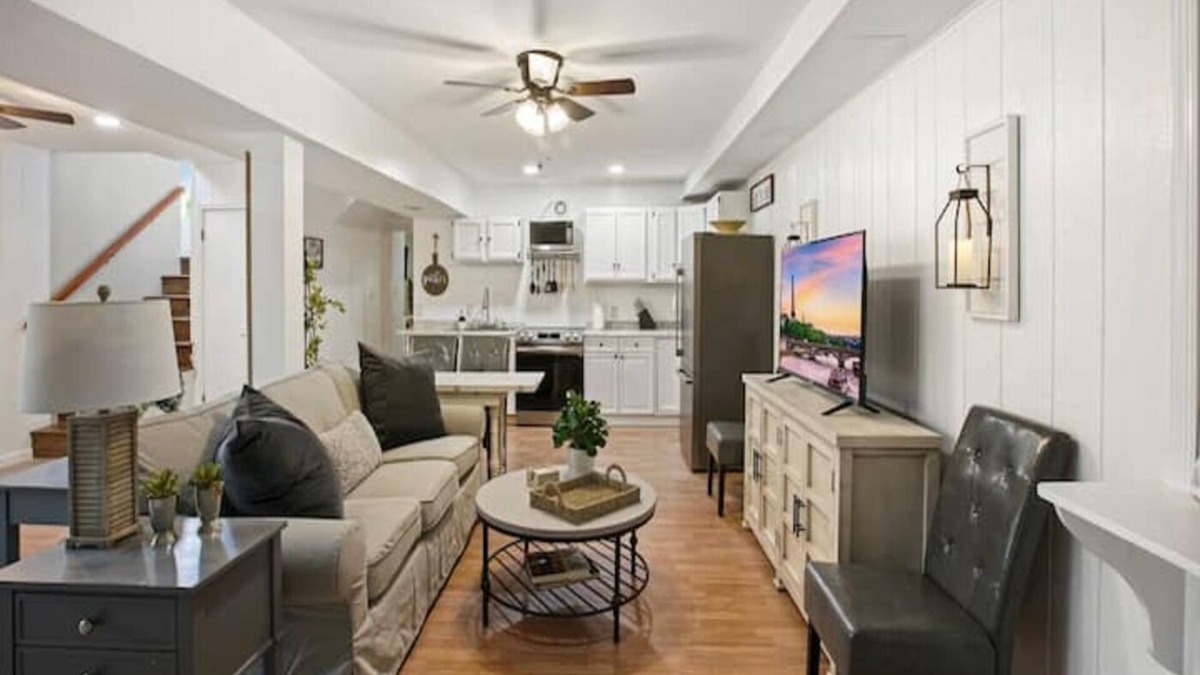 Manassas House | Cozy 1 bedroom apartment