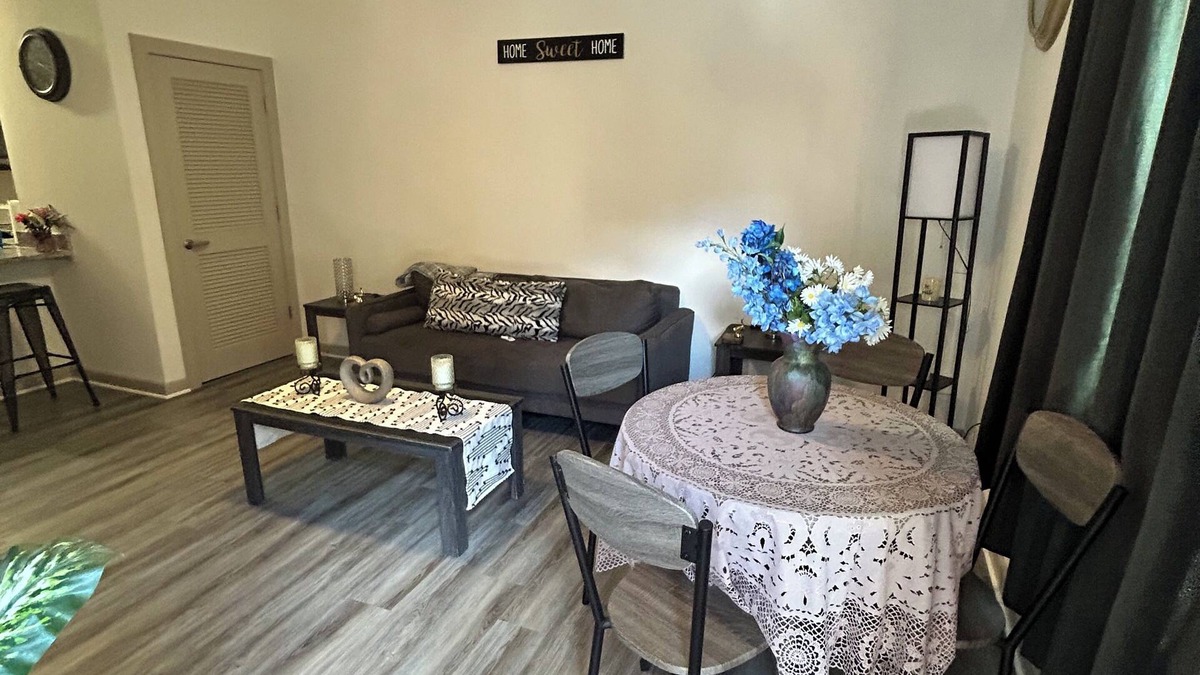 Shockoe Bottom Apartment | Cozy 1-bedroom apartment in enchanting Richmond with WiFi, fitness room, pool