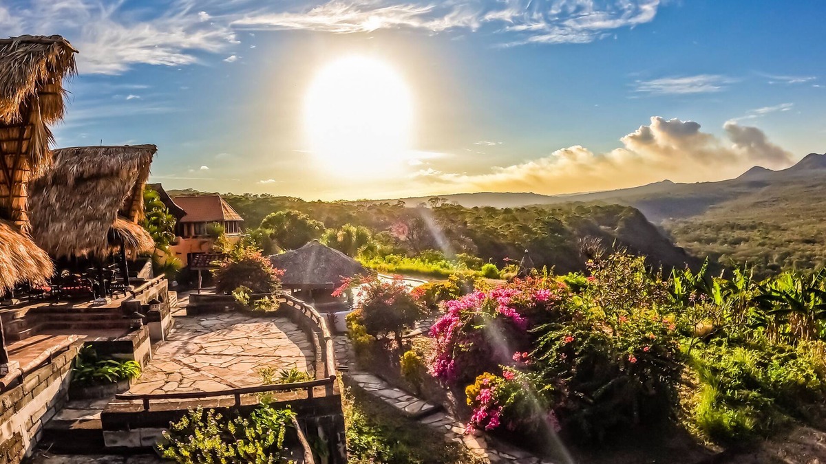 Nandasmo Cabin | Cozy 1-bedroom Casita w/AC, WiFi in fabulous Hacienda Puerta del Cielo Ecolodge