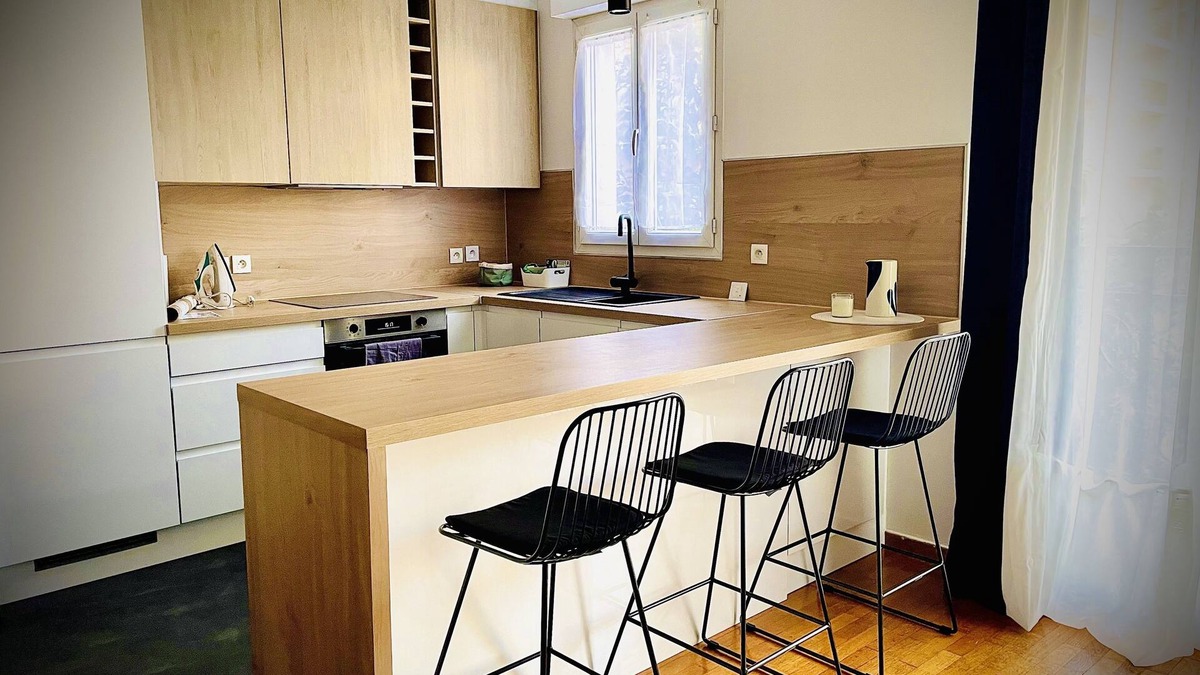 Chatillon Condo | Cozy 1-bedroom condo in Paris with WiFi and underground parking