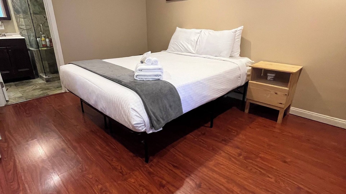 Mira Mesa Condo | Cozy 1-bedroom condo in best location of San Diego with pool, spa