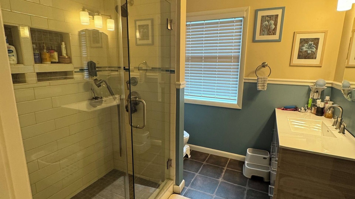 Broad Brook House | Cozy 1-bedroom house in charming South Windsor with AC, WiFi