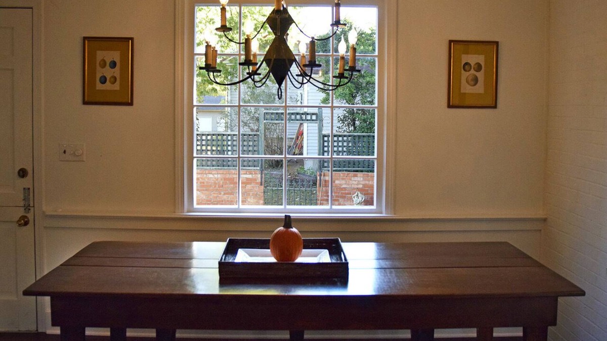 Boonesboro House | Cozy 1-bedroom house in historic Arrow Rock with WiFi, AC.