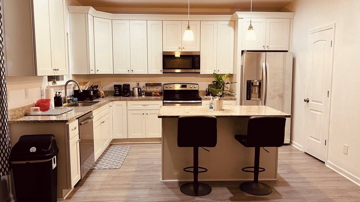 Newport News House | Cozy 1-bedroom in enchanting Hampton with AC, WiFi