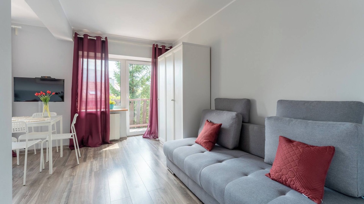 Szklarska Poreba Apartment | Cozy 1-bedroom apartment in lovely Szklarska Poręba with WiFi