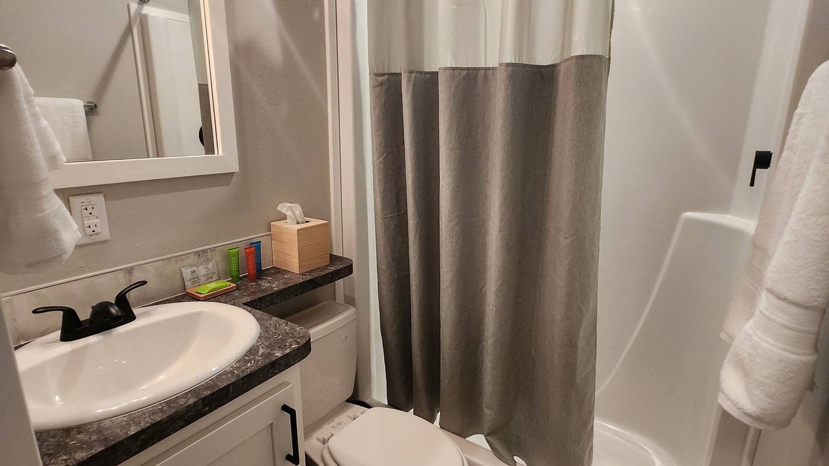 Hardeeville Resort | Cozy 1-bedroom resort with Loft, WIFI, fitness room in welcoming Hardeeville