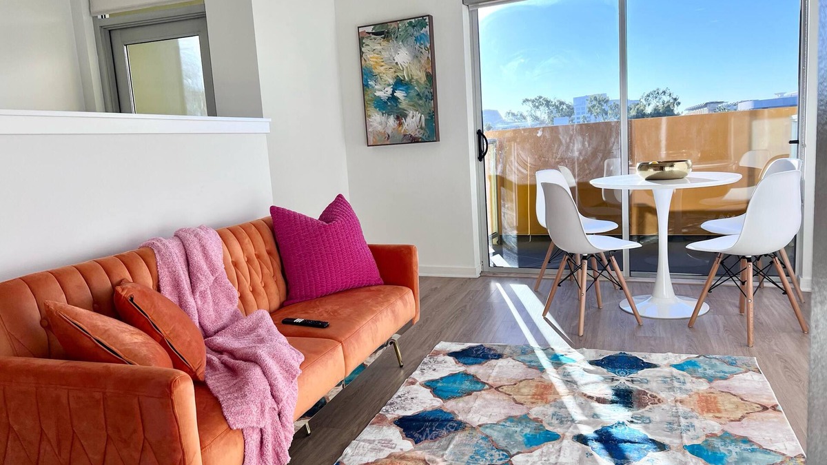 Downtown Hotel | Cozy 1-bedroom Santa Monica