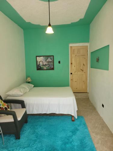 Yallahs House | Cozy 1 Bedroom studio apartment with private parking near Yallahs in St Thomas Jamaica