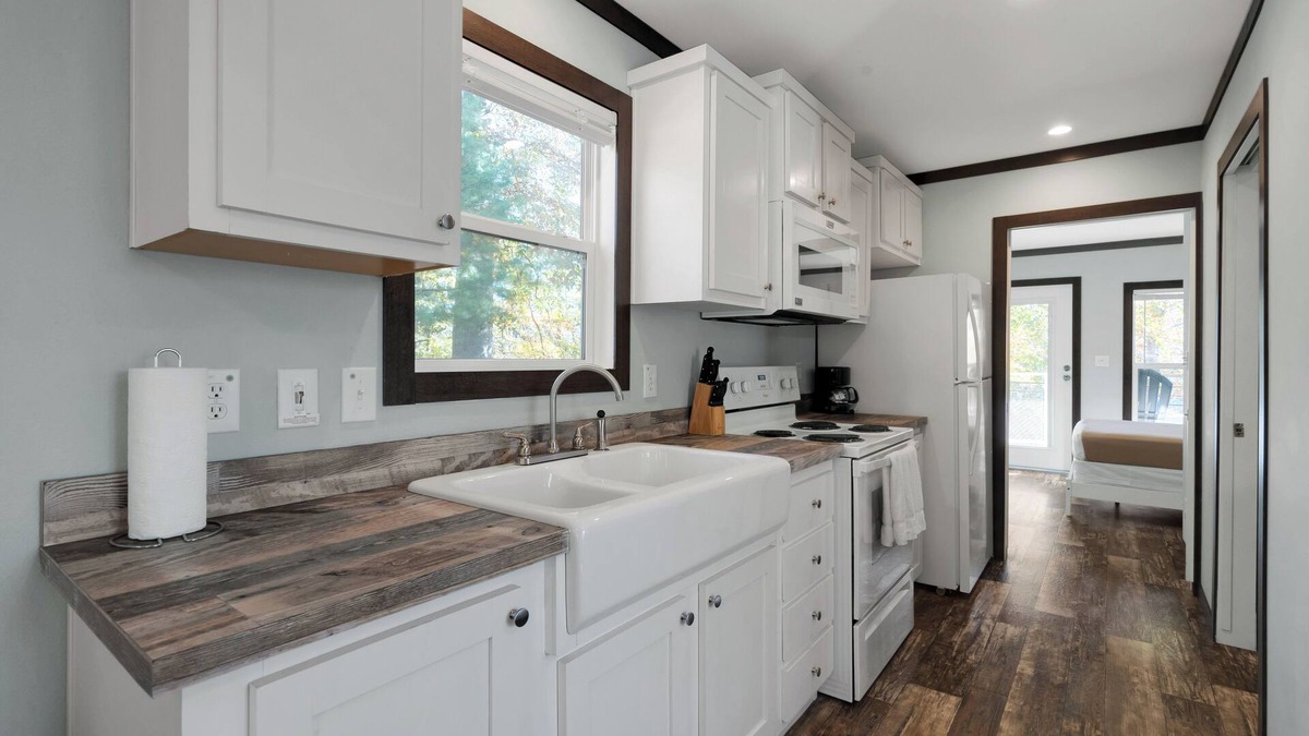 Jamestown Cabin | Cozy 1-Bedroom Tiny Home 1/2 Mile from Marina and Boat Ramp #405!