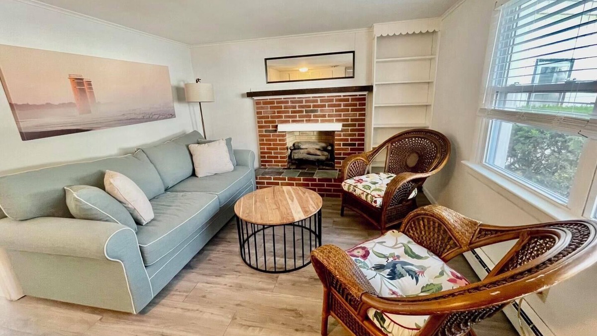 The Pines Apartment | Cozy 1-Bedroom, Steps to Beach, Shops & Dining – Perfect Rehoboth Location!