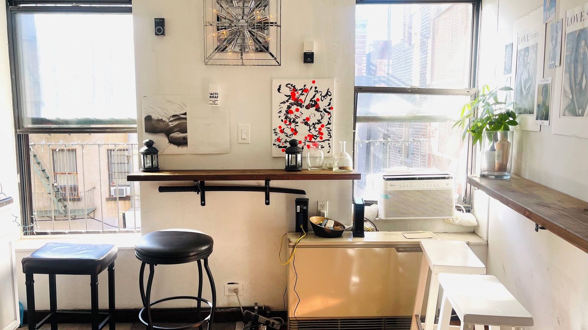 Lower East Side Apartment | Cozy 1-bedroom with AC and WiFi in trendy LES in downtown New York