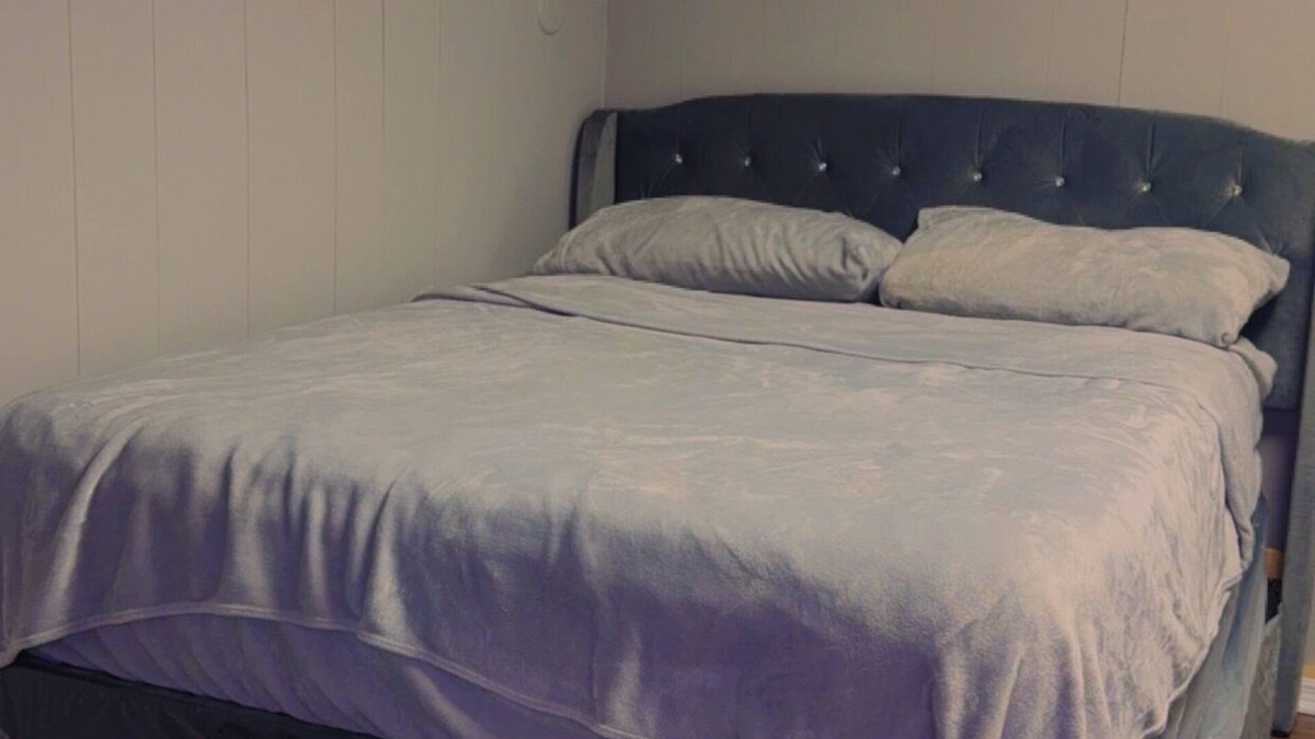 Norcross House | Cozy 1-bedroom with WiFi, AC, T.V and shared bathroom