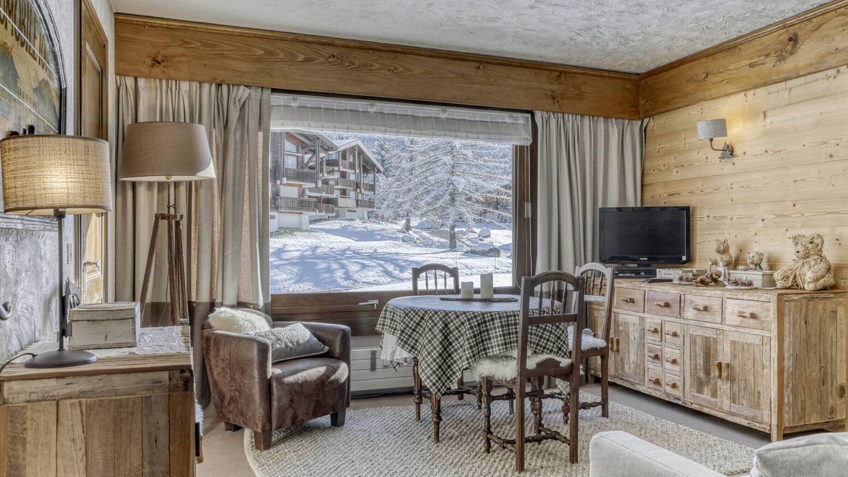 Le Planellet Apartment | Cozy 1-BR Apt for 4 near Ski Slopes and Golf - Megeve Mont d'Arbois