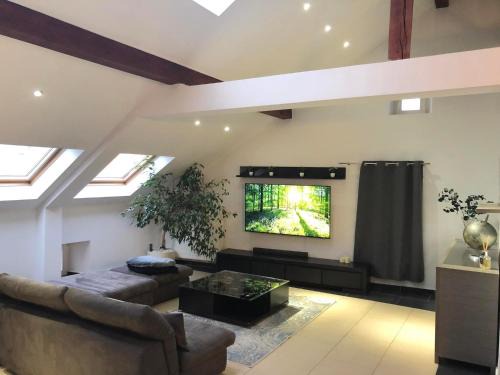 Useldange Apartment | Cozy 120m² Apartment with 3 Bedrooms and 1 Home Cinema