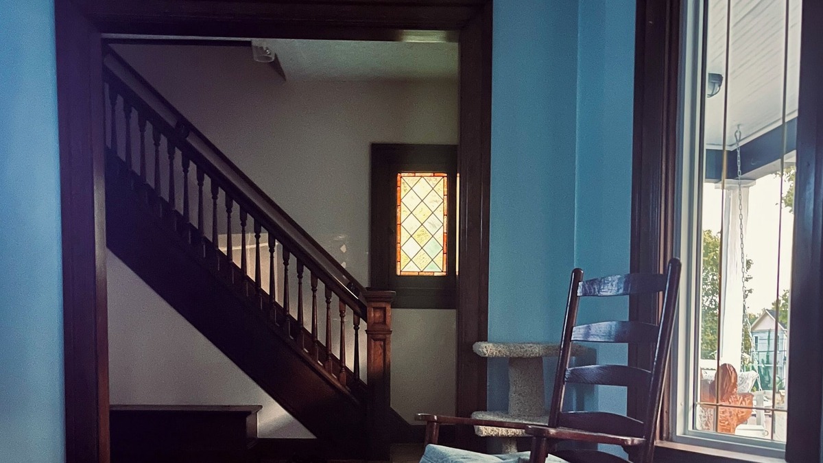 Dayton House | Cozy 1920s Gem in Dayton