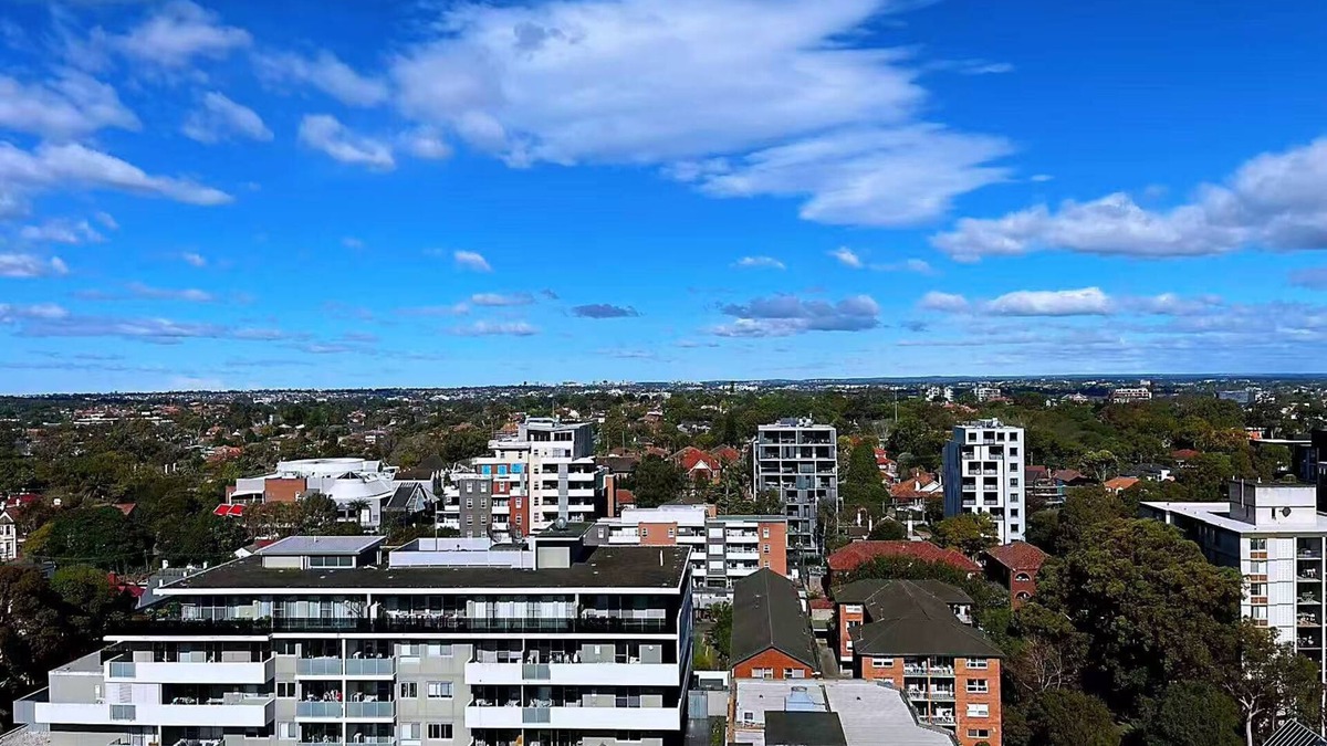 Burwood Apartment | Cozy 1B1B in Burwood CBD