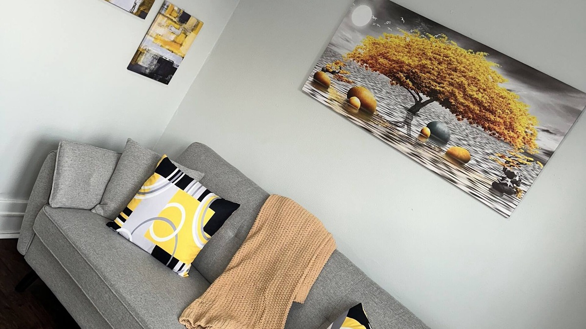 Central Business District Apartment | Cozy 1BR Apt in the heart of Downtown