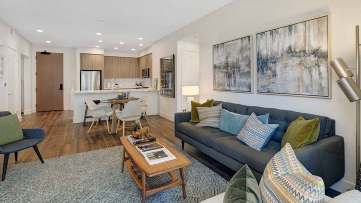 Heritage District Condo | Cozy 1BR Condo at Flats at Cityline: Relax & Enjoy