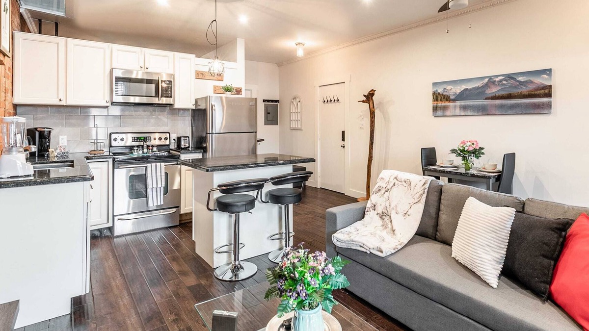 Central Hamilton Apartment | Cozy 1BR Condo on James Street North!