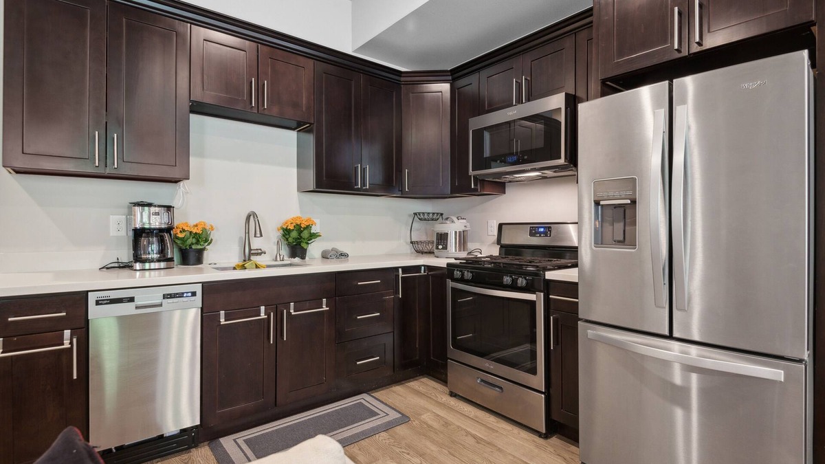 Sammamish Apartment | Cozy 1br Retreat In Sammamish 1 Bedroom Apts