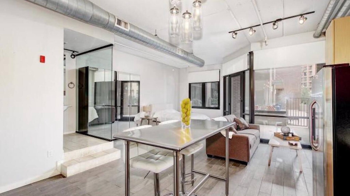Brown and Stetson Business Apartment | Cozy 1st floor loft right in the heart of Old Town Scottsdale! BEST LOCATION!