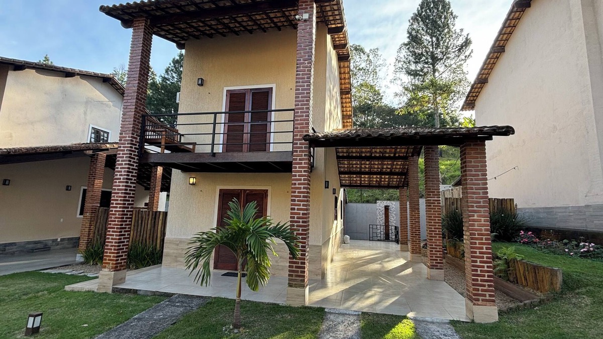 Itatiaia Ski Chalet | Cozy 2-bedroom chalet in wonderful Vila Benfica Itatiaia with AC, WiFi