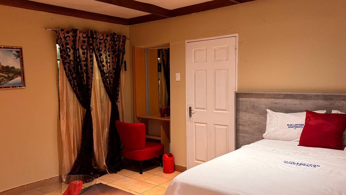 Kempton Park Bed & Breakfast | Cozy 2 Bed Room Apartment 5min from OR Tambo International Airport