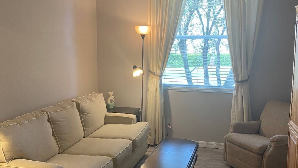 Estero Condo | Cozy 2-bedroom 2 full bathroom plus a den condo, in beautiful Estero.