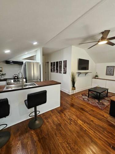 Snellville Apartment | Cozy 2 Bedroom 2Bath Guest House