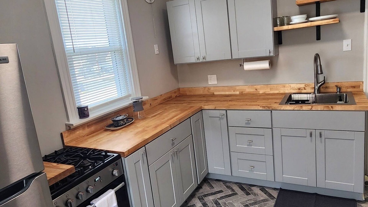 Glenolden Apartment | Cozy 2-bedroom apartment in Glenolden, walking distance to parks & amenities