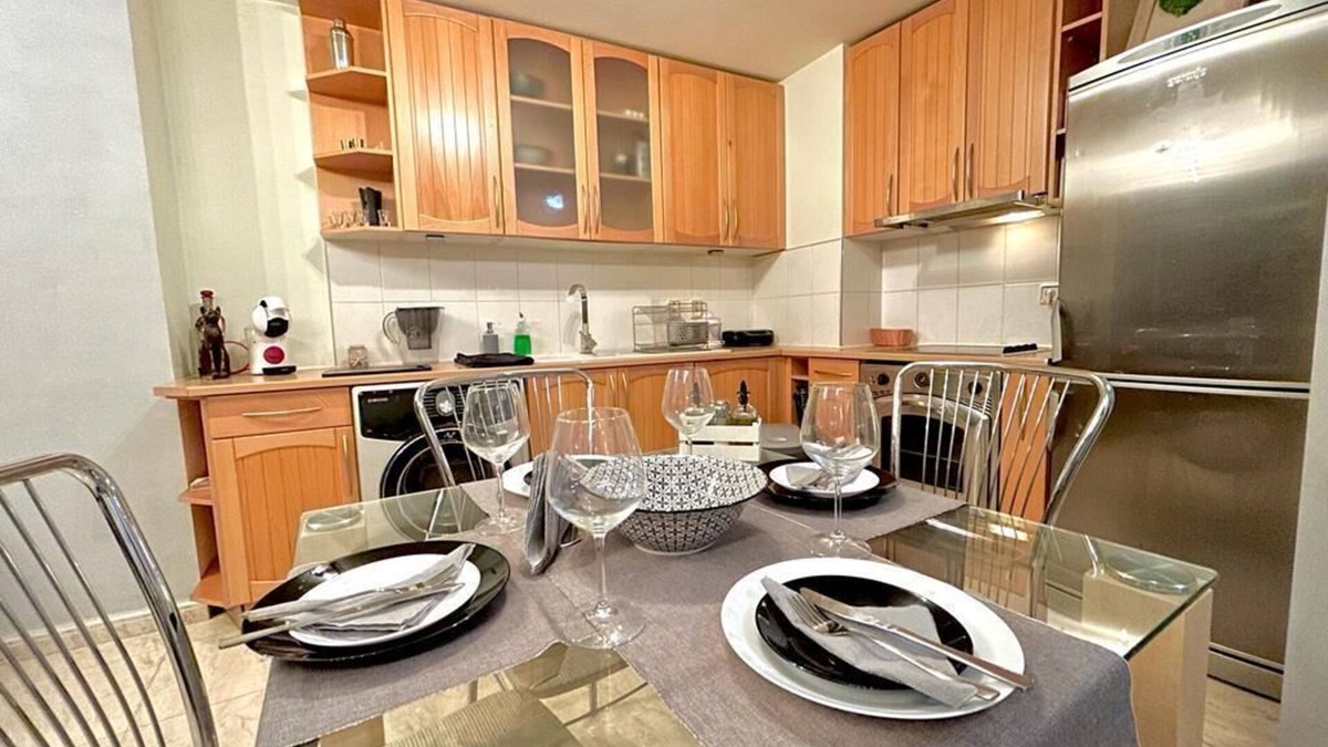Odesos Apartment | Cozy 2-bedroom apartment in the center nof Varna