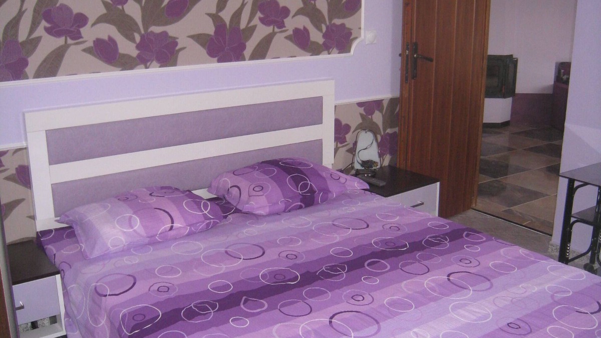 Saints Constantine and Helena Apartment | Cozy 2-bedroom apartment in beautiful Varna with WiFi, AC