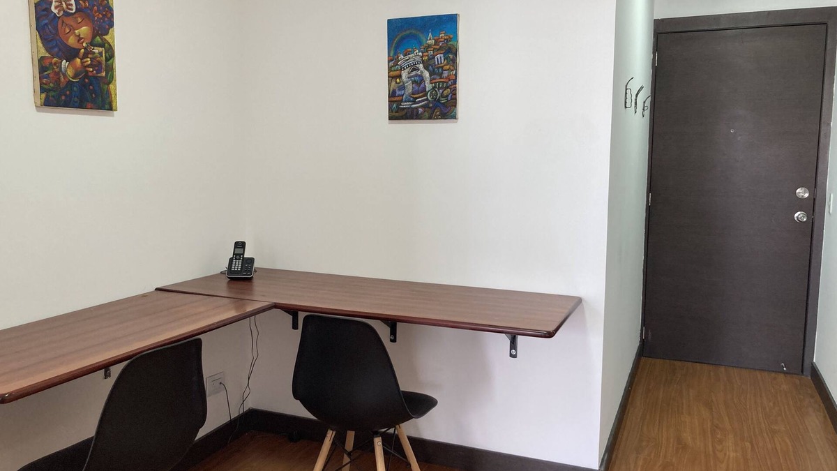 La Floresta Apartment | Cozy 2-bedroom apartment with WiFi, fitness room in charming Quito