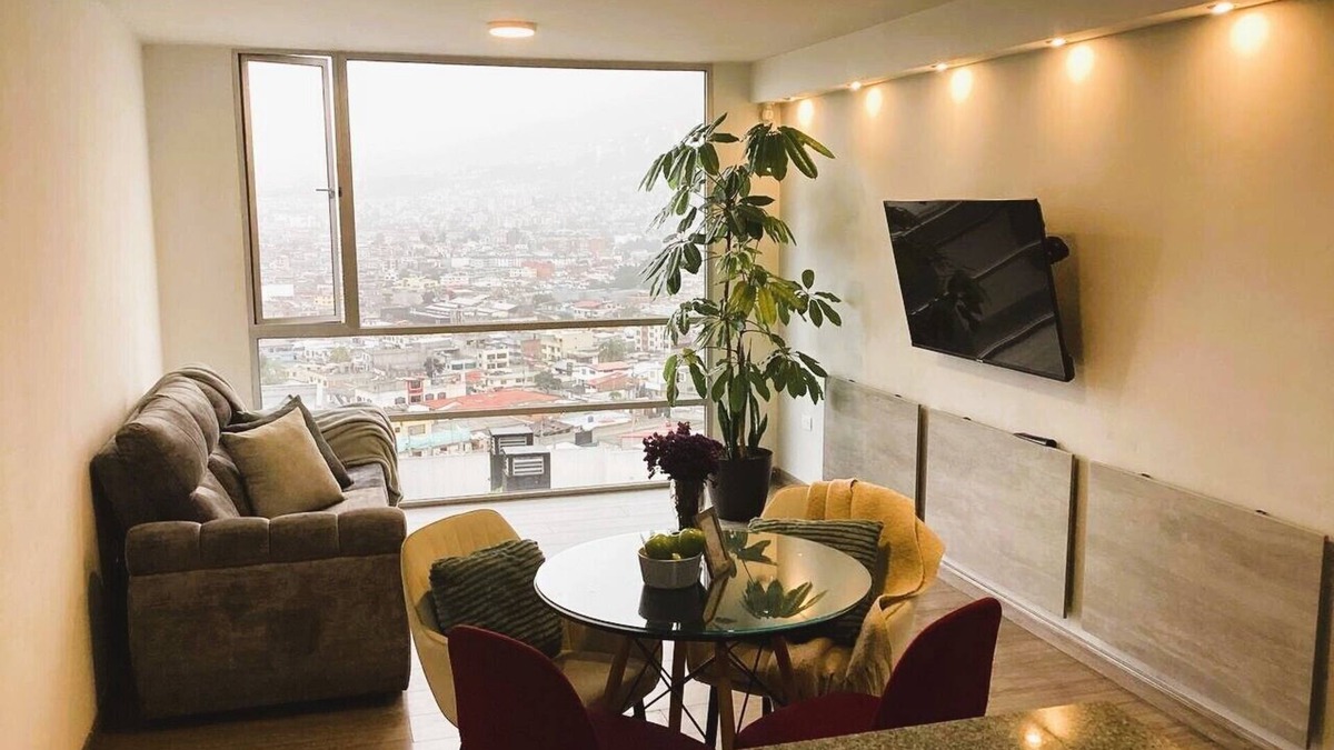 Quito Apartment | Cozy 2-bedroom apartment in welcoming Quito with WiFi