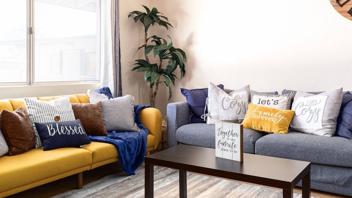 Midtown House | Cozy 2 bedroom Apt in Tucson | Laundry