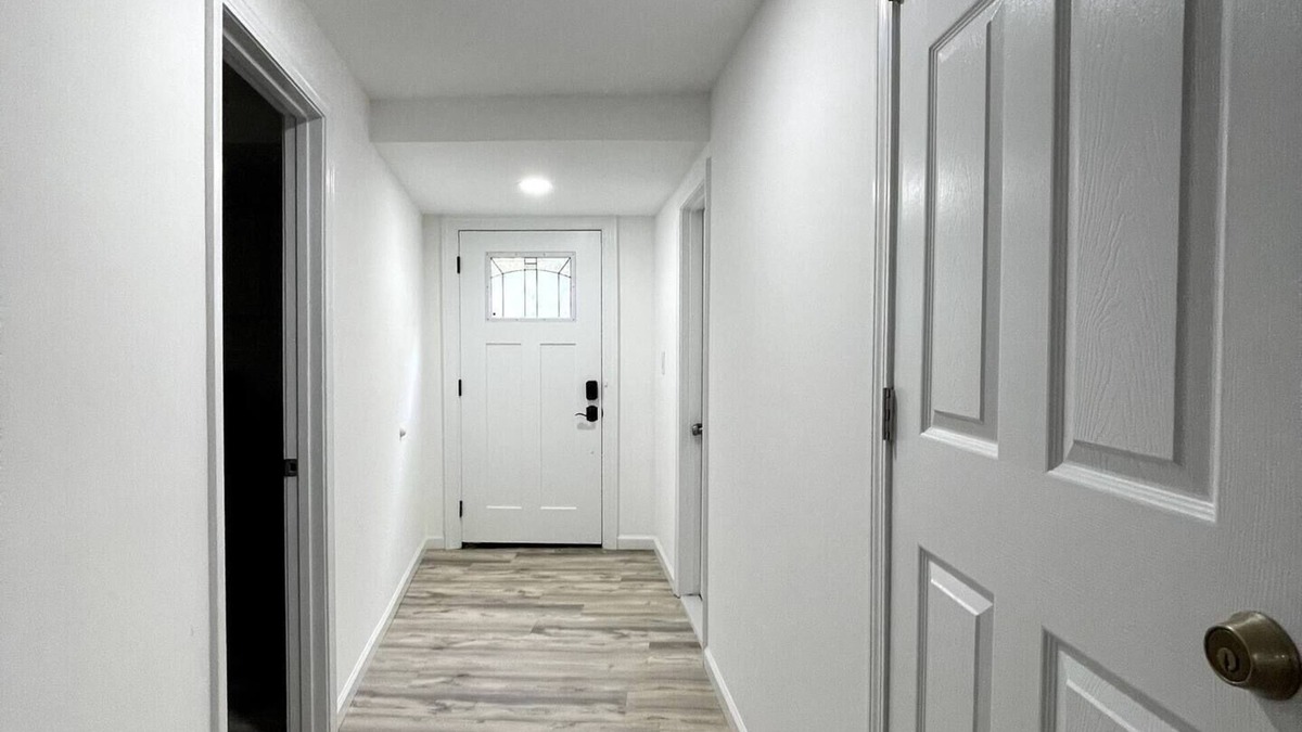 Great Falls House | Cozy 2-bedroom Basement in Wonderful Great Falls with WiFi