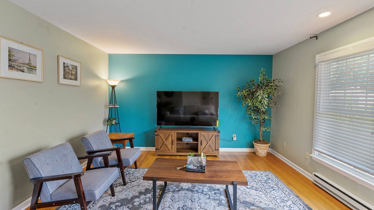 McKownville Condo | Cozy 2-bedroom condo in serene Albany near Hospital, University, downtown Albany