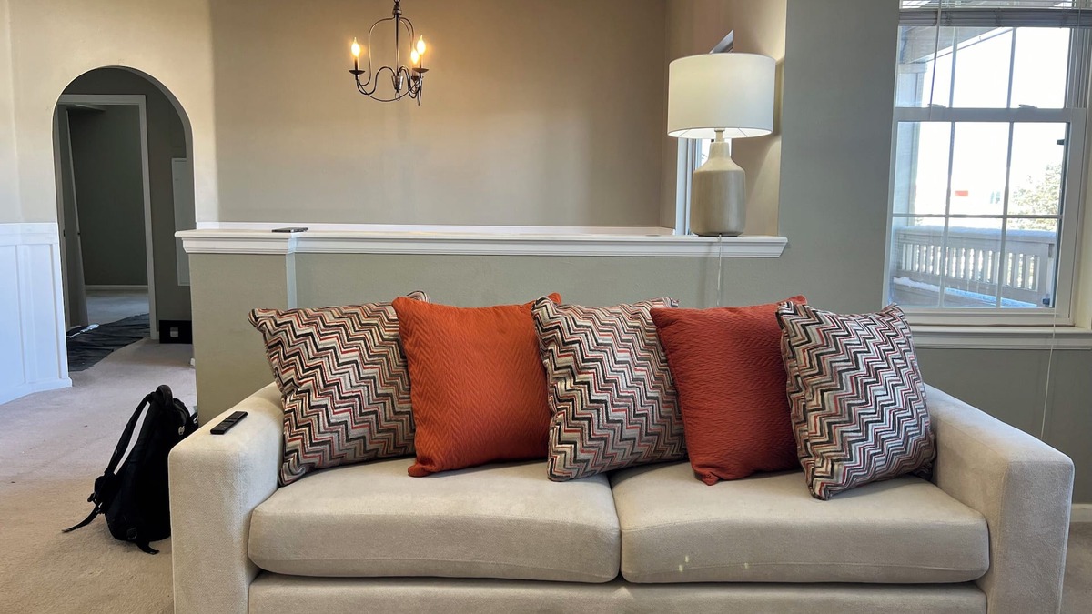 Parker Condo | Cozy 2-bedroom condo in fabulous Parker with fitness room, WiFi