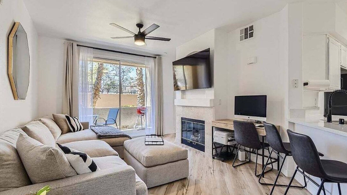 Rhodes Ranch Condo | Cozy 2-bedroom condo with AC, WiFi in SW Las Vegas-A Desert Gem