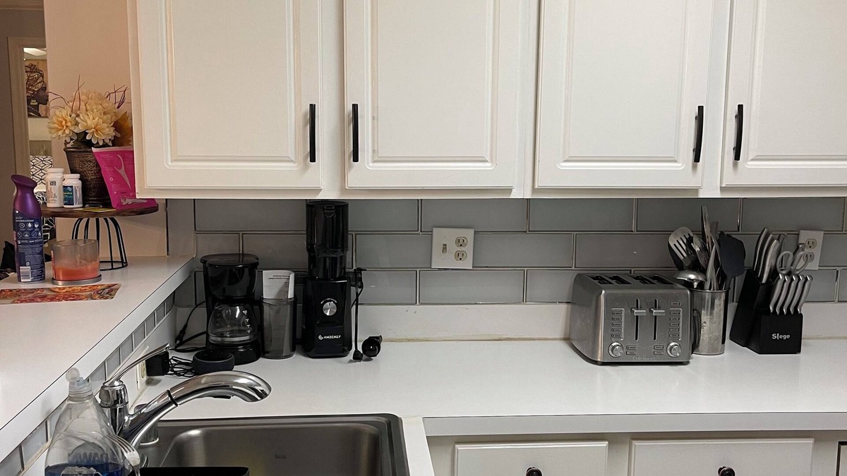 Randallstown Condo | Cozy 2-bedroom condo in enchanting Pikesville with AC, WiFi