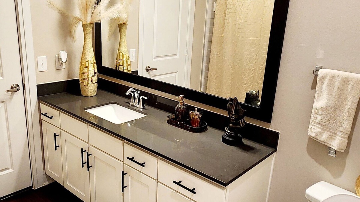 Prosper Condo | Cozy 2-bedroom condo with WiFi, AC in welcoming Prosper