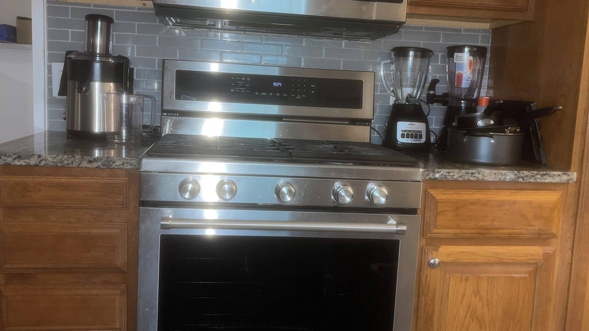 Gurnee House | Cozy 2-Bedroom Home in Gurnee