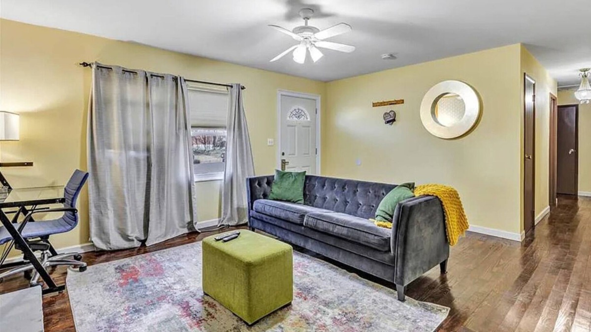 Stratford House | Cozy 2 bedroom home with free parking on premises.