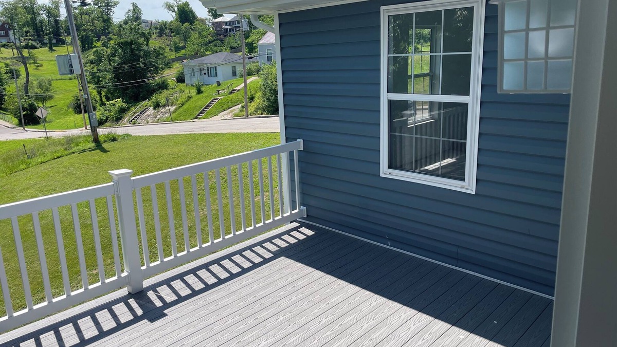 Jefferson City House | Cozy 2 - bedroom Little Blue House On The Hill in enjoyable Jefferson City