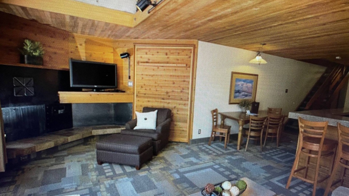 Salt Lake Mountain Resorts Resort | Cozy 2-bedroom resort in amazing Snowbird with WiFi, fitness room
