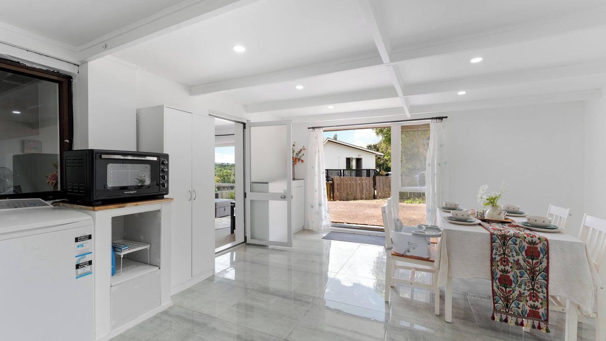 Torbay House | Cozy 2-Bedroom unit with Private Bathroom in Torbay