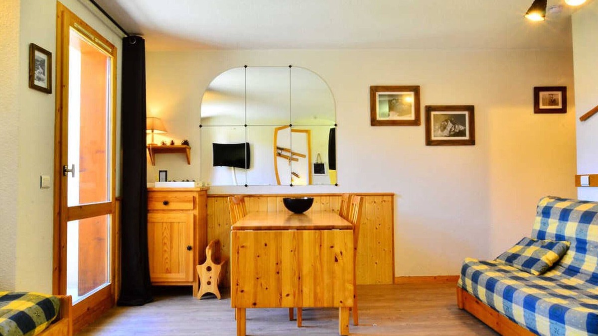 Montchavin Apartment | Cozy 2-Room Apartment in Montchavin Les Coches, Near Shops & Slopes, Sleeps 5, Free Parking